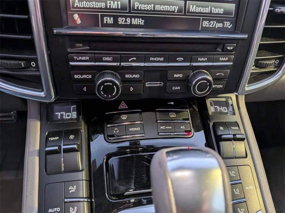 2011 Porsche 958 Cayenne - Image 12 of 15