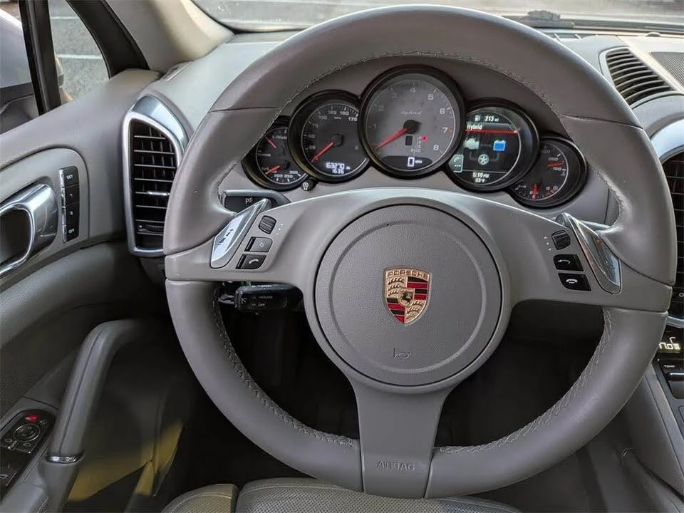 2011 Porsche 958 Cayenne - Image 4 of 15