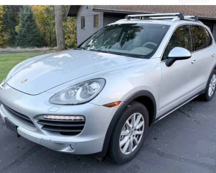 2011 Porsche 958 Cayenne - Image 2 of 15