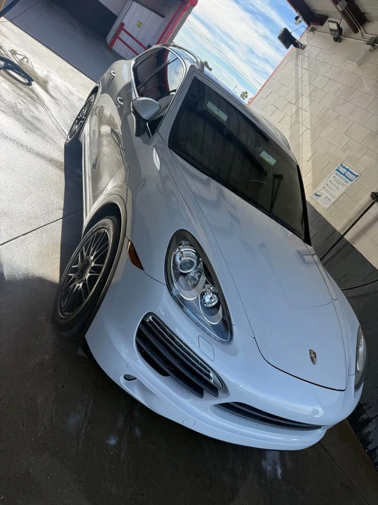 2011 Porsche 958 Cayenne S - Image 7 of 15