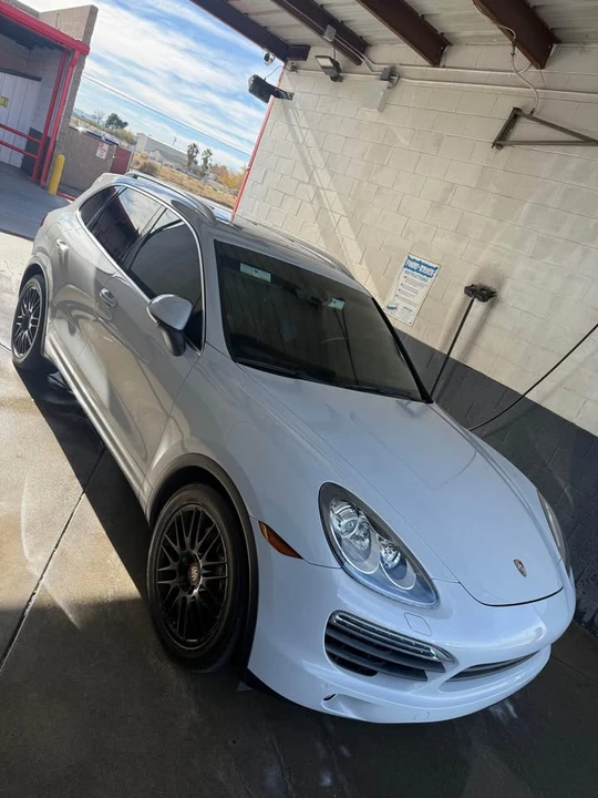 2011 Porsche 958 Cayenne S - Image 13 of 15