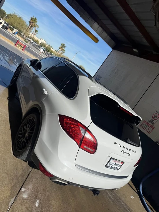 2011 Porsche 958 Cayenne S - Image 10 of 15