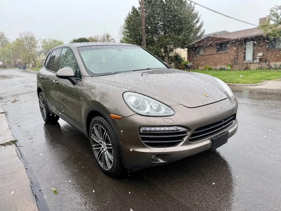 2011 Porsche 958 Cayenne S - Image 7 of 17