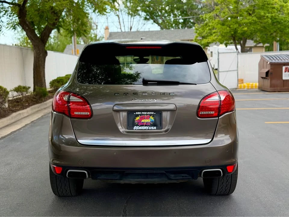 2011 Porsche 958 Cayenne - Image 8 of 20