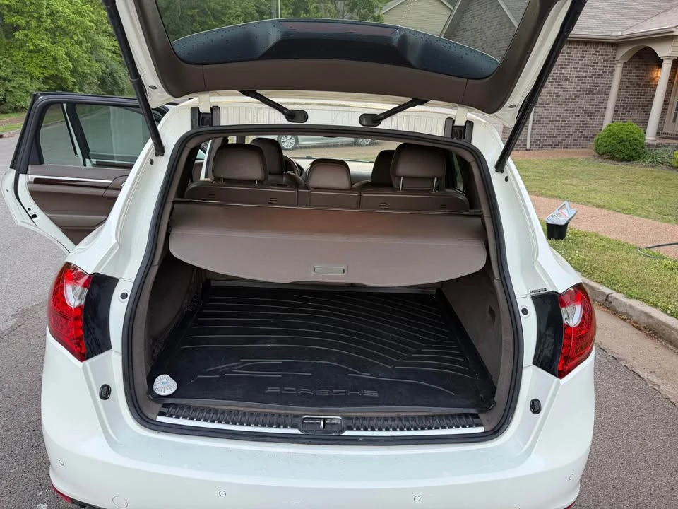 2011 Porsche 958 Cayenne - Image 8 of 15