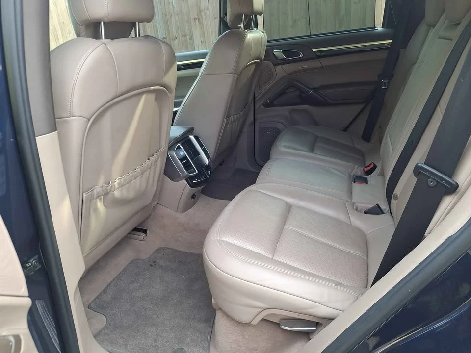 2011 Porsche 958 Cayenne S - Image 11 of 12