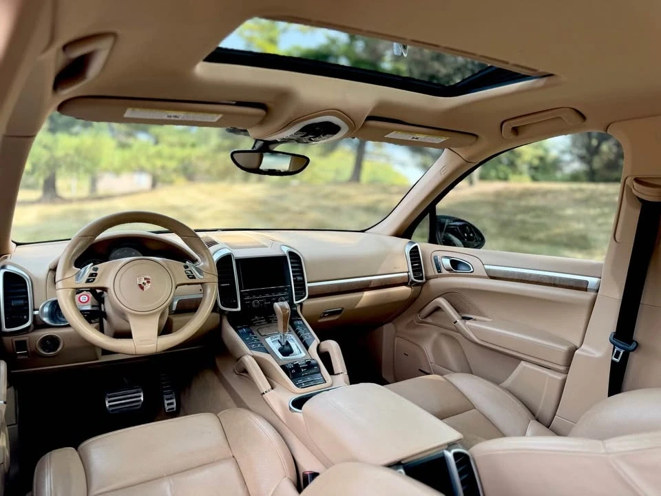 2011 Porsche 958 Cayenne S - Image 10 of 20