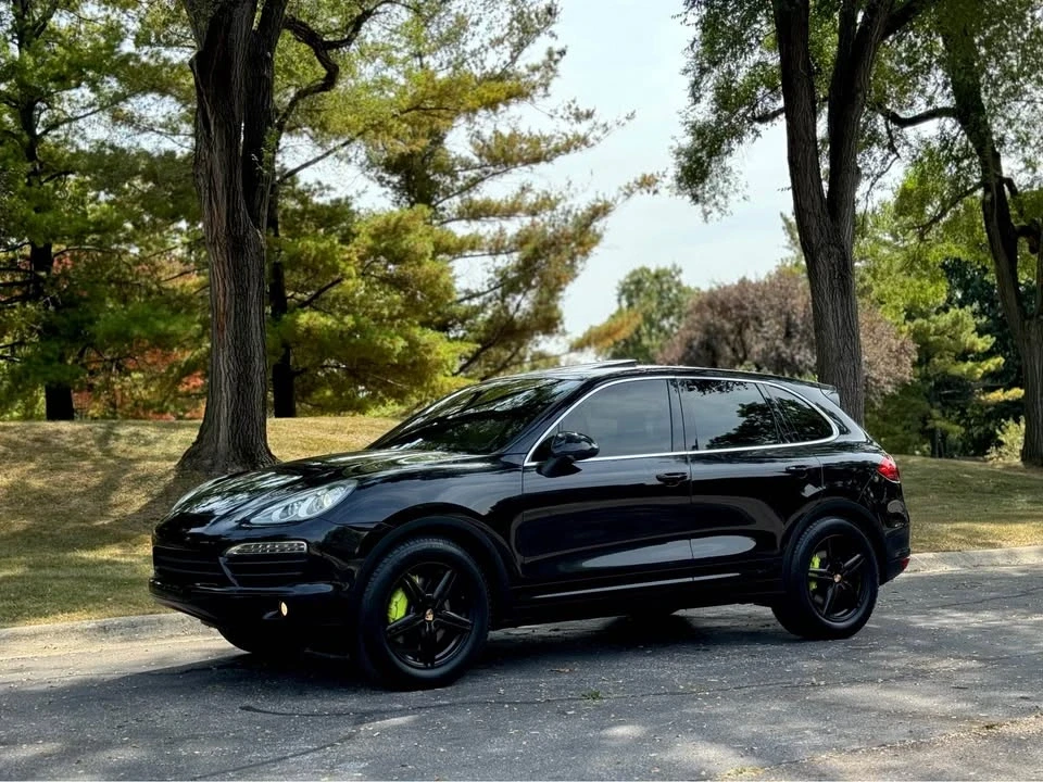2011 Porsche 958 Cayenne S - Image 2 of 20