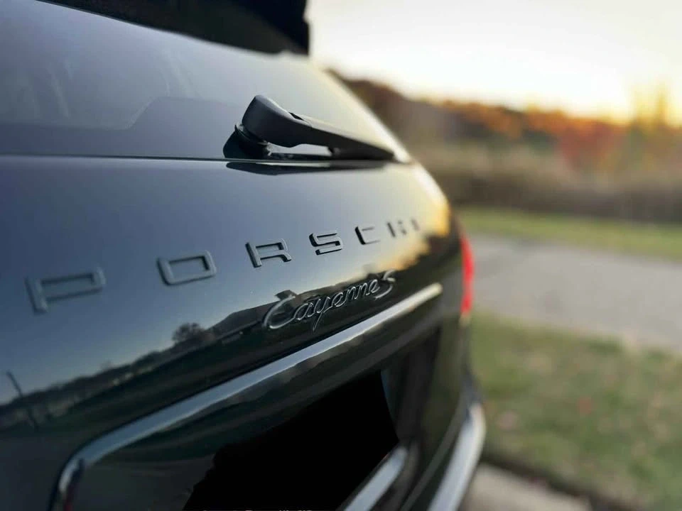 2011 Porsche 958 Cayenne S - Image 10 of 20