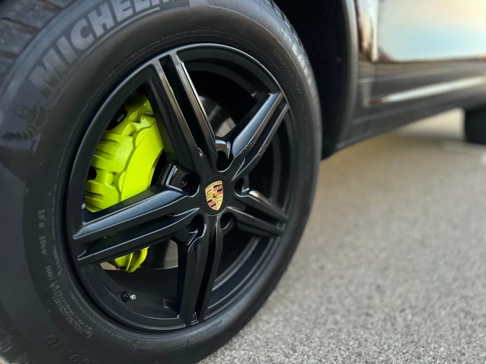 2011 Porsche 958 Cayenne S - Image 16 of 18