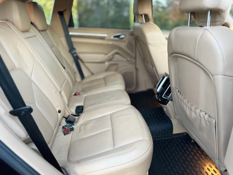 2011 Porsche 958 Cayenne S - Image 14 of 18