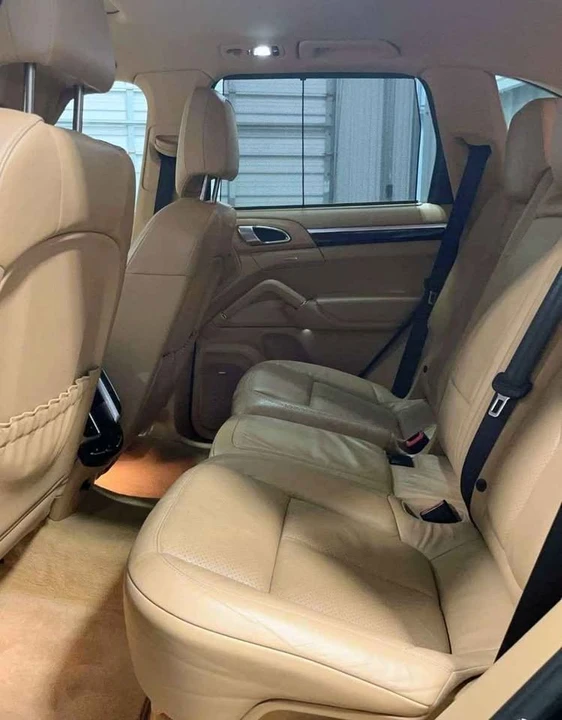 2011 Porsche 958 Cayenne S - Image 15 of 16