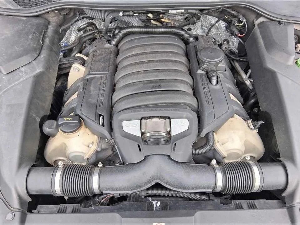 2011 Porsche 958 Cayenne S - Image 12 of 13