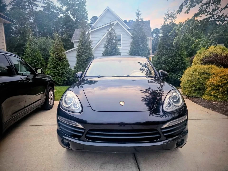 2011 Porsche 958 Cayenne S - Image 9 of 12