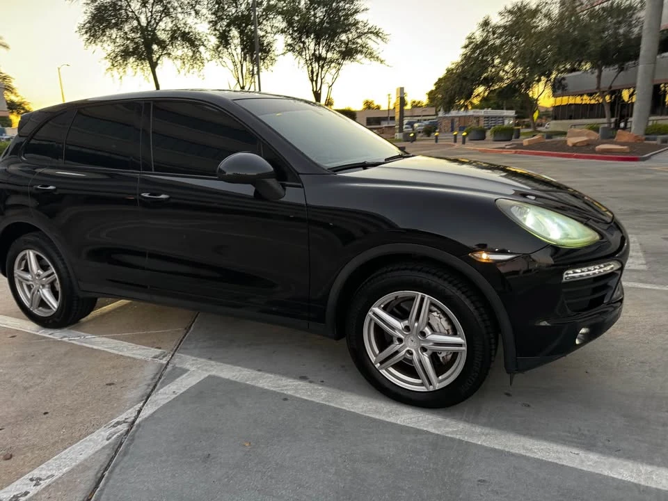 2011 Porsche 958 Cayenne S - Image 6 of 9