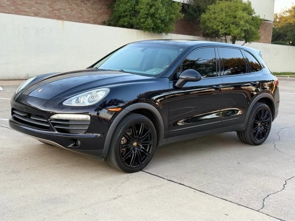2011 Porsche 958 Cayenne S - Image 13 of 18