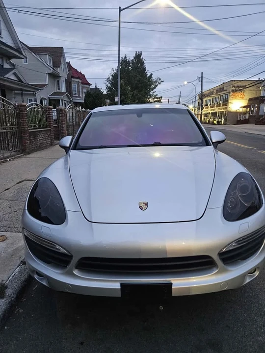 2011 Porsche 958 Cayenne S - Image 6 of 20