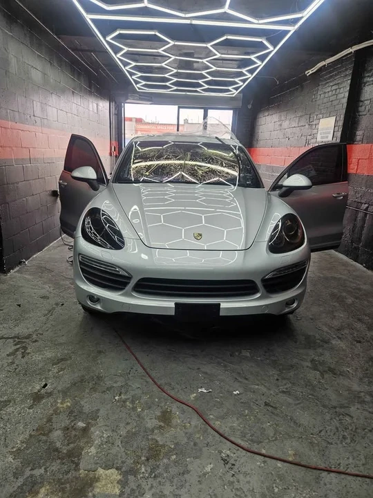 2011 Porsche 958 Cayenne S - Image 3 of 20