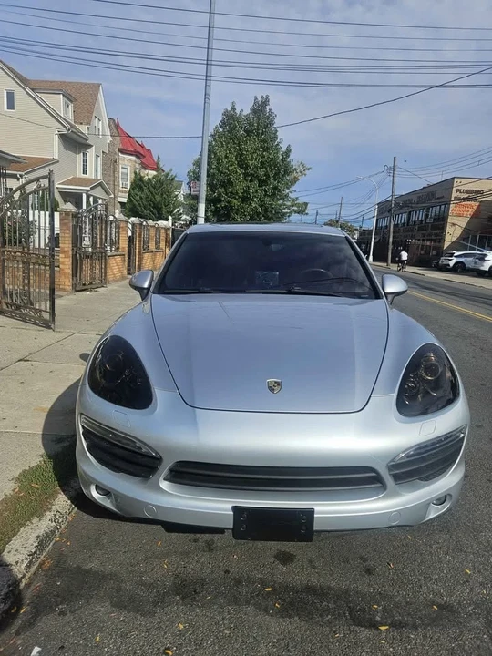 2011 Porsche 958 Cayenne S - Image 15 of 20