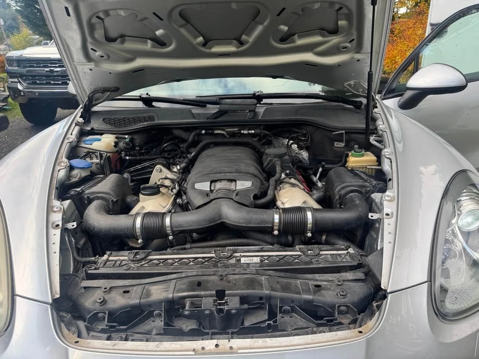 2011 Porsche 958 Cayenne S - Image 8 of 15
