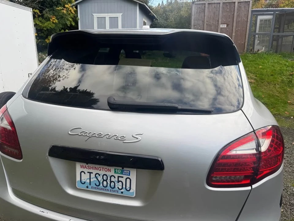 2011 Porsche 958 Cayenne S - Image 12 of 15