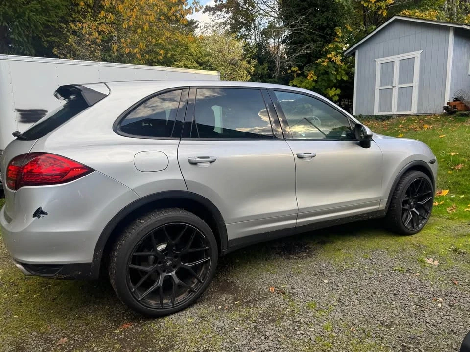 2011 Porsche 958 Cayenne S - Image 5 of 15