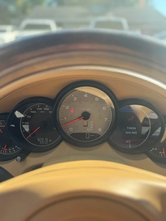 2011 Porsche 958 Cayenne S - Image 11 of 12