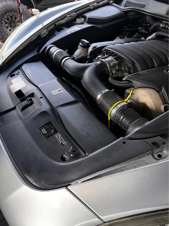 2011 Porsche 958 Cayenne S - Image 9 of 10