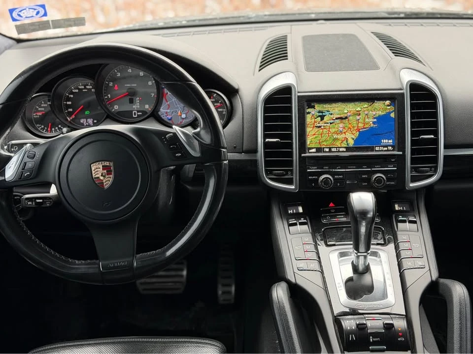 2011 Porsche 958 Cayenne S - Image 13 of 18