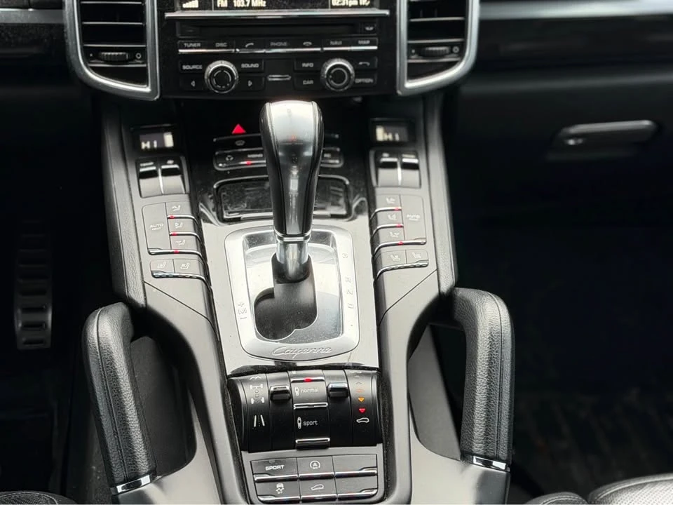 2011 Porsche 958 Cayenne S - Image 12 of 18