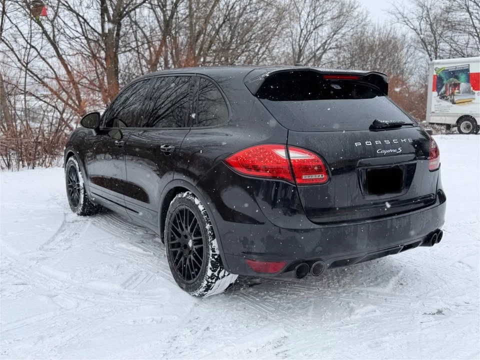 2011 Porsche 958 Cayenne S - Image 7 of 18