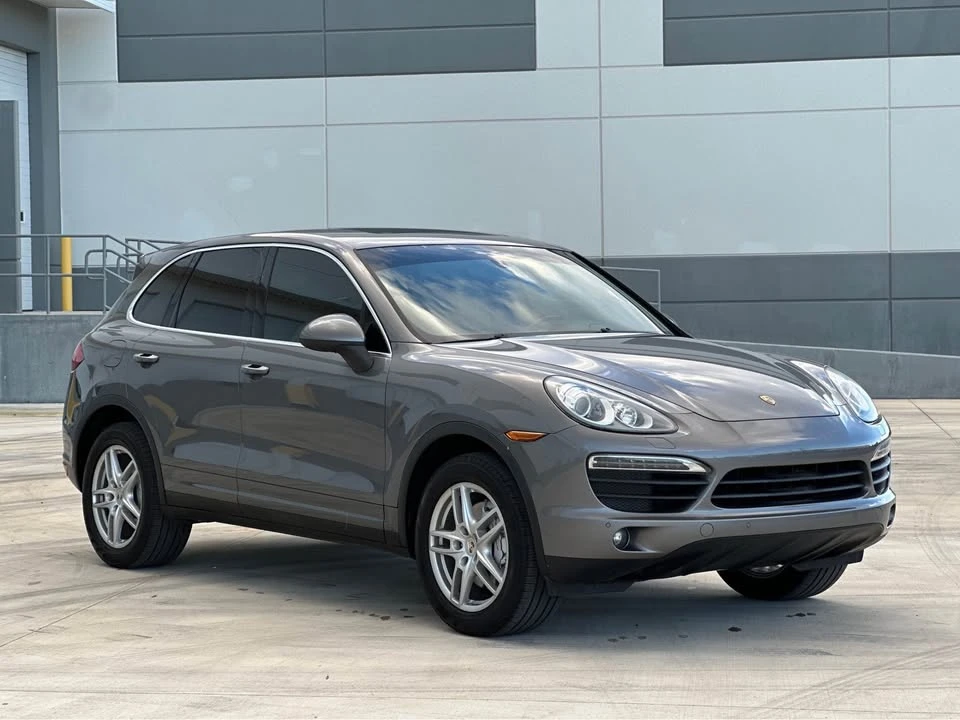 2011 Porsche 958 Cayenne S - Image 3 of 13