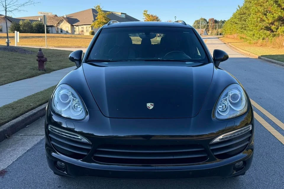 2011 Porsche 958 Cayenne S - Image 2 of 20