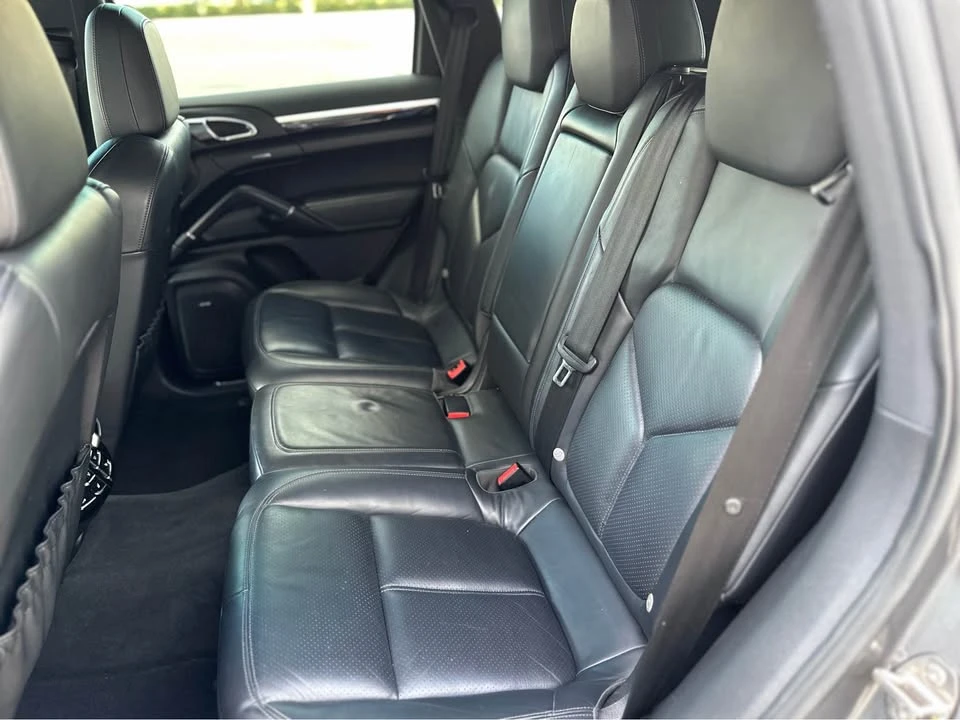 2011 Porsche 958 Cayenne S - Image 11 of 13