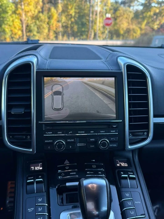2011 Porsche 958 Cayenne S - Image 17 of 20