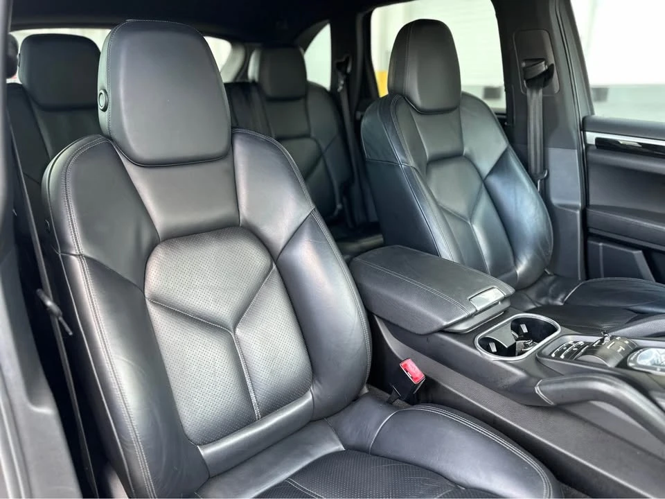 2011 Porsche 958 Cayenne S - Image 12 of 13