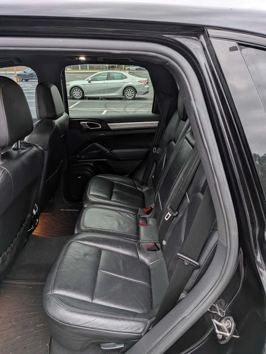 2011 Porsche 958 Cayenne S - Image 11 of 11