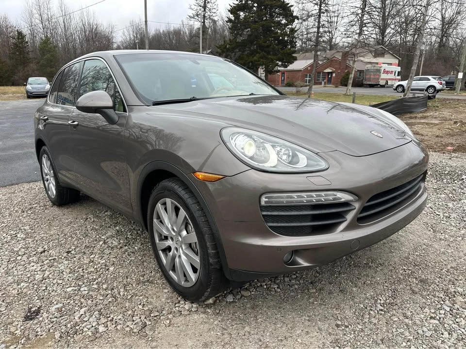 2011 Porsche 958 Cayenne S - Image 5 of 12