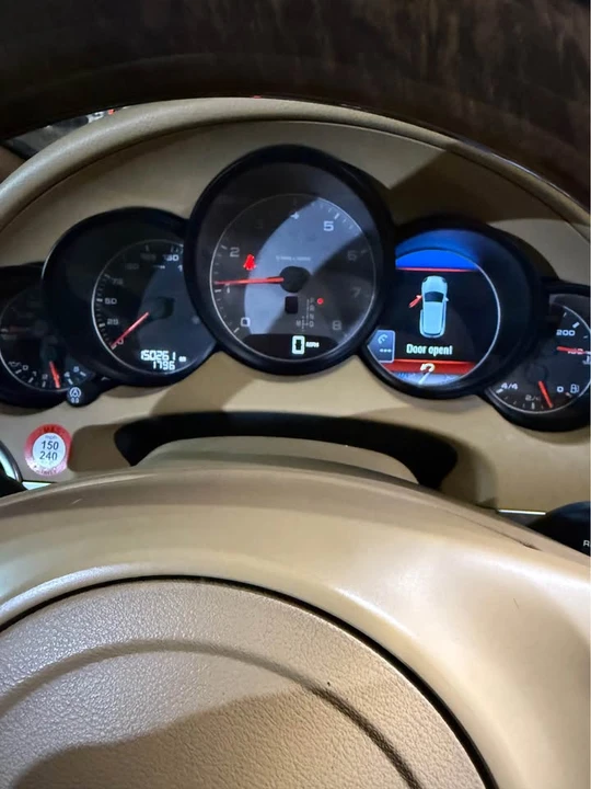 2011 Porsche 958 Cayenne S - Image 14 of 18