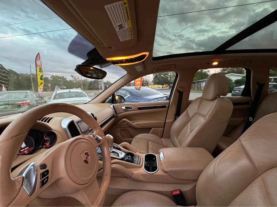 2011 Porsche 958 Cayenne S - Image 12 of 18