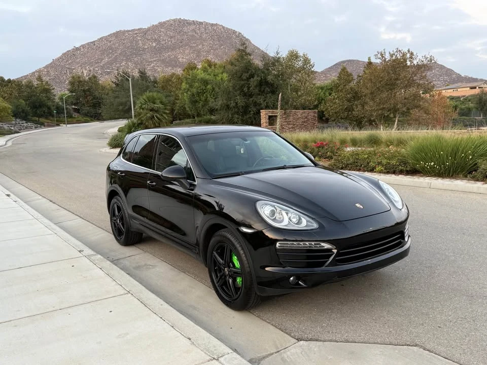 2011 Porsche 958 Cayenne S - Image 3 of 18