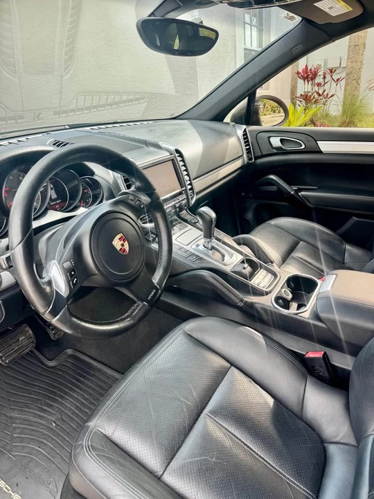2011 Porsche 958 Cayenne S - Image 8 of 15