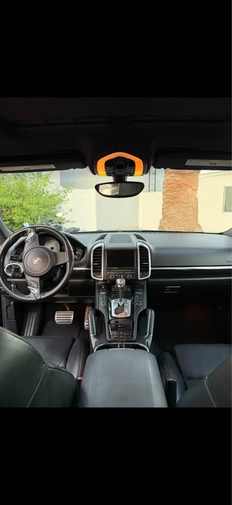 2011 Porsche 958 Cayenne S - Image 3 of 8