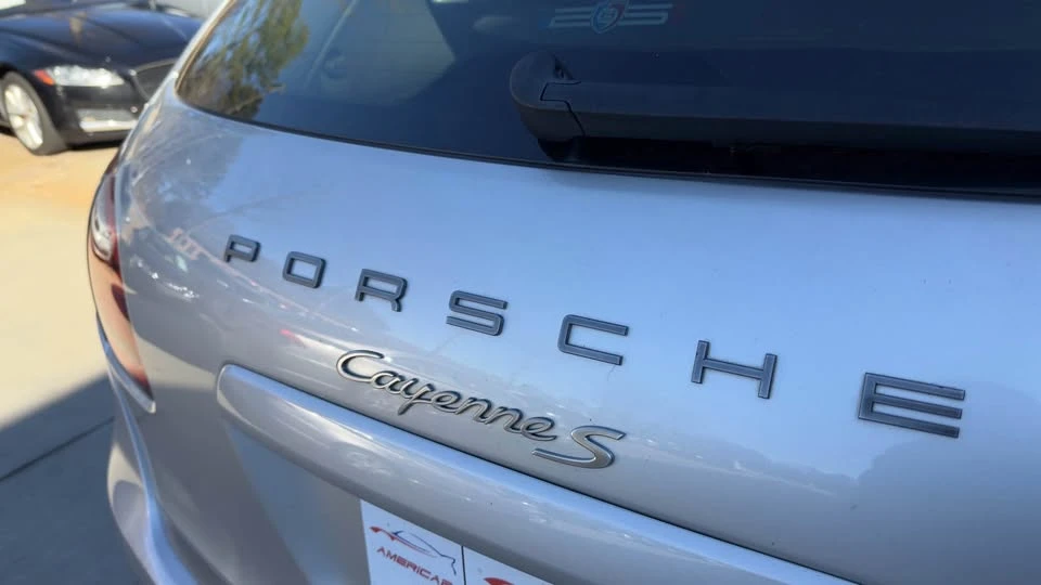 2011 Porsche 958 Cayenne S - Image 9 of 20