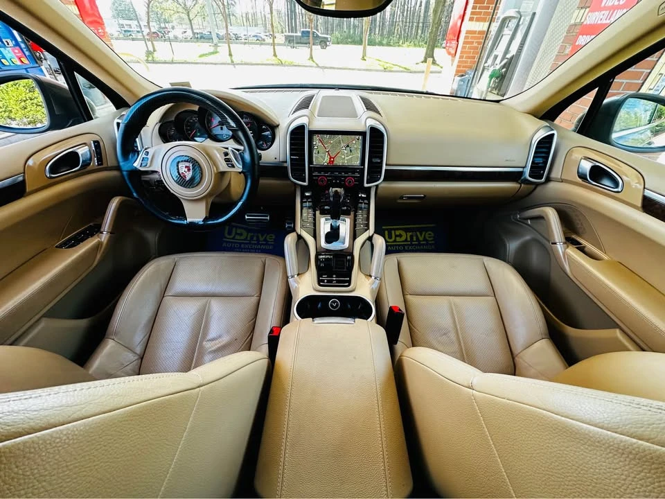 2011 Porsche 958 Cayenne S - Image 14 of 20