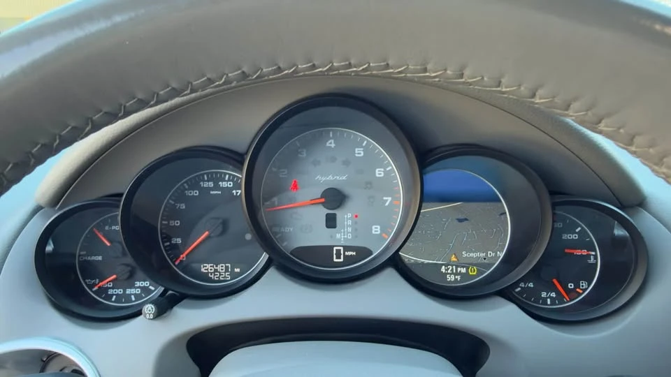 2011 Porsche 958 Cayenne S - Image 17 of 20