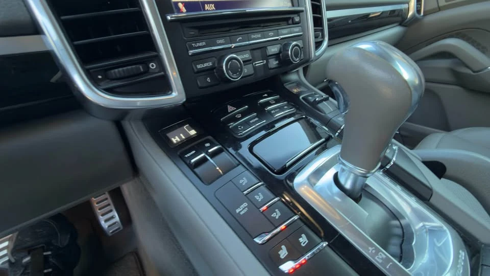 2011 Porsche 958 Cayenne S - Image 19 of 20