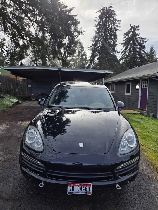 2011 Porsche 958 Cayenne S - Image 3 of 8