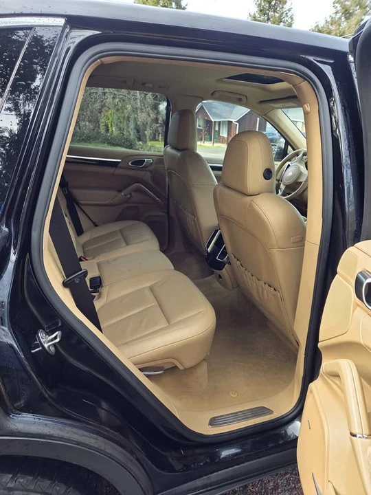 2011 Porsche 958 Cayenne S - Image 5 of 8