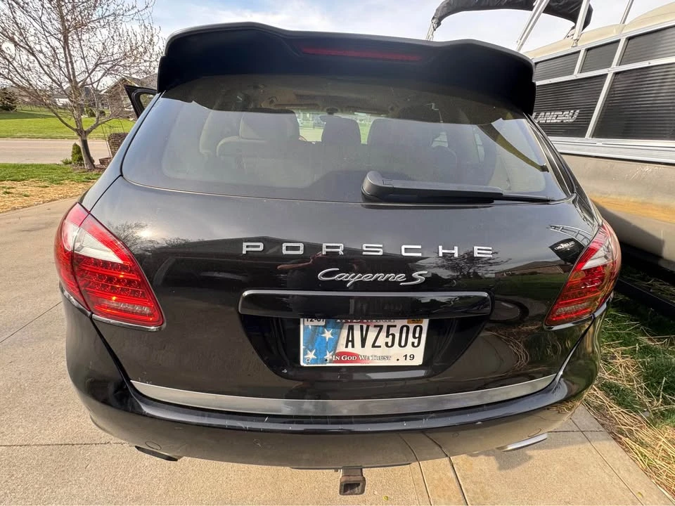 2011 Porsche 958 Cayenne S - Image 15 of 19